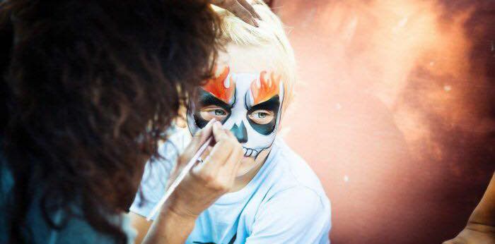Bilyana face painting at a birthday party event in Los Angeles
